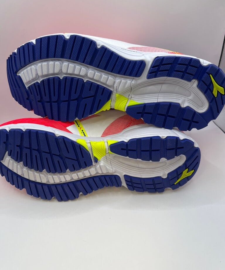 Diadora Athletic Running Shoes