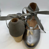Vionic Gray Metallic Strappy Wedged Shoes